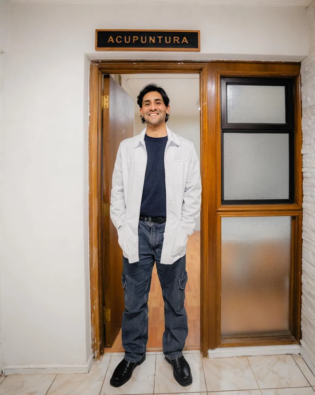 Gonzalo Saavedra S., Docente de campo clínico